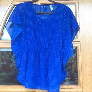 Cherokee polka dot blue top.